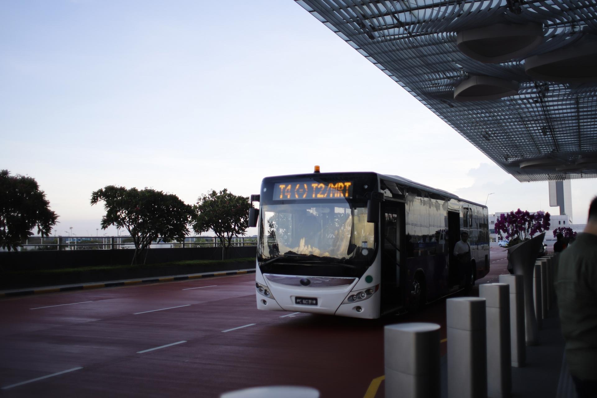 北千住エリアから羽田空港へ移動するなら、コスパと快適さを追求した交通手段として人気の高速バス！