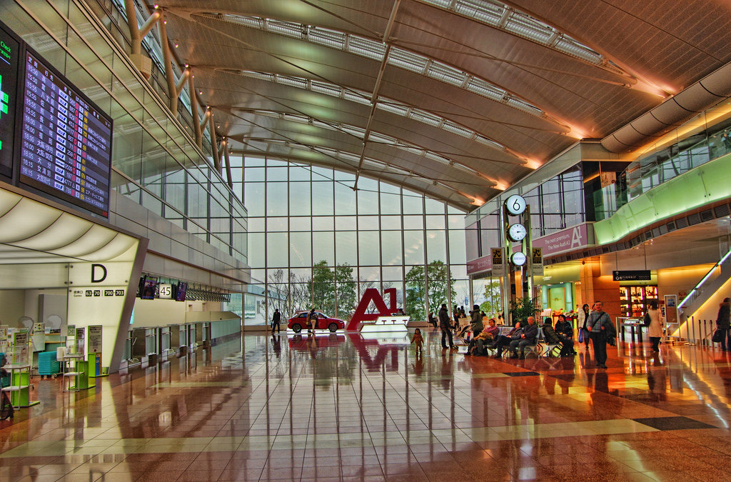 長崎空港で買うべきお土産はコレ 定番商品から新スイーツまで紹介 長崎の格安航空券 Lccの比較検索予約サイト トラベリスト