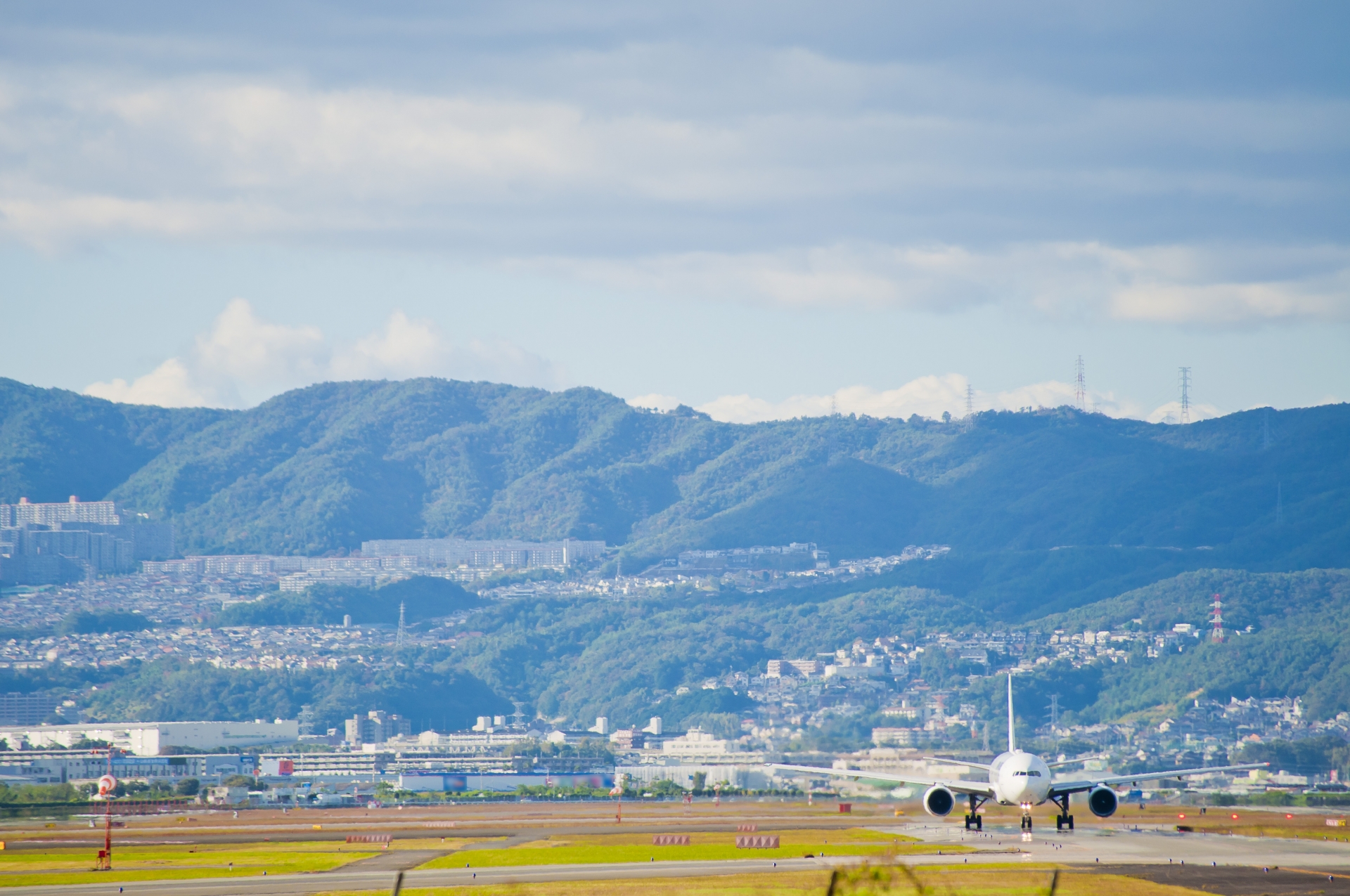 松山空港から伊丹空港へ行く方法とは 飛行機以外のアクセス方法はある 松山の格安航空券 Lccの比較検索予約サイト トラベリスト